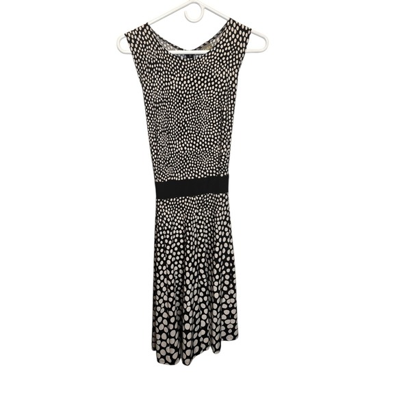 Taylor Dresses & Skirts - Taylor Polka Dot Dress Womens 12 Black White and Flare Sleeveless Retro Mod